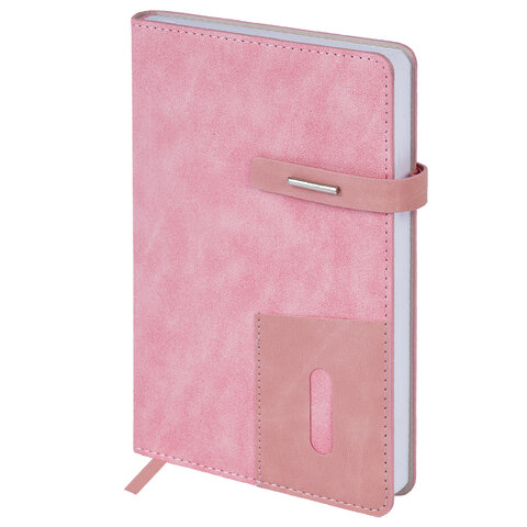 Ежедневник недатированный А5 138х213мм BRAUBERG "Cowboy", под кожу, застежка 160л, розовый, 116199