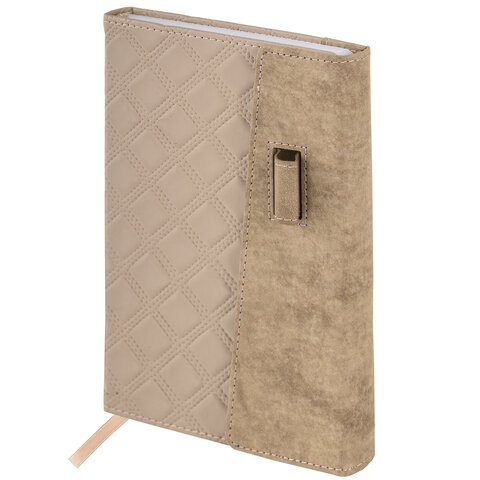 Ежедневник недатированный А5 145х215мм BRAUBERG Stitch, под кожу, магнит, 160л, бежевый, 116590